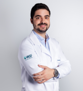 Dr. Lucas de Deus Sousa Clínica Médica