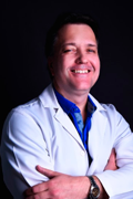 Dr. RINALDO TEIXEIRA VALADARES Ginecologia e Obstetrícia