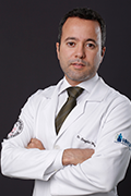 Dr. DOUGLAS MAGALHÃES DE PAULA Cirurgia Buco Maxilo Facial